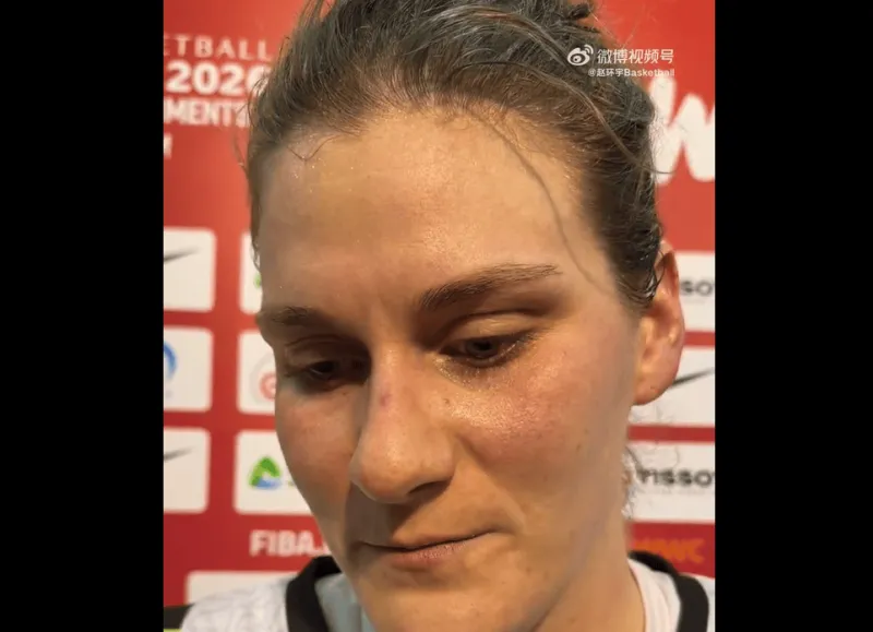 比利时中锋赛后：张子宇是很强壮的运动员，我累坏了